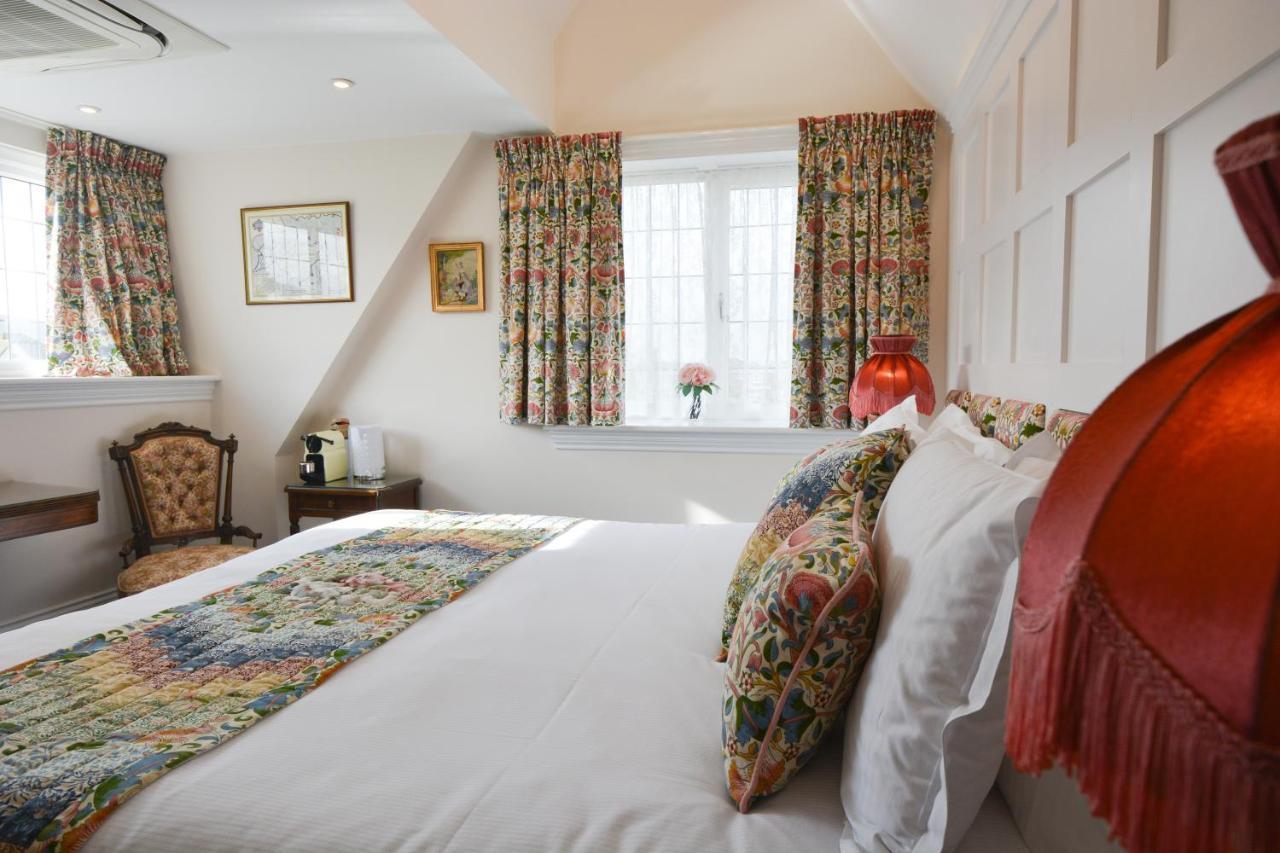 Hotel Haven Hall 5*